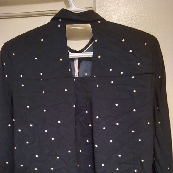 Navy blue button up with pink polka dots - Picture 2 of 3
